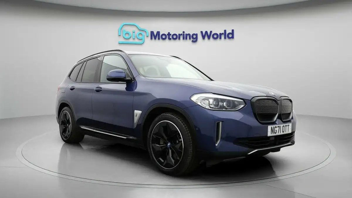 2022-bmw-ix3-e-premier-edition-big-1