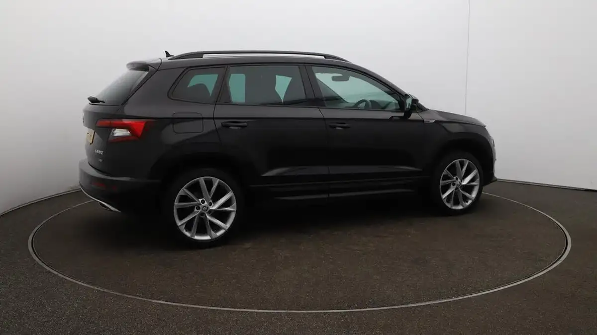 2019-skoda-karoq-20tdi-sportline-150ps-4x4-big-54