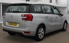 2015-citroen-grand-c4-picasso-16bluehdi-exclusive-eat6-small-1