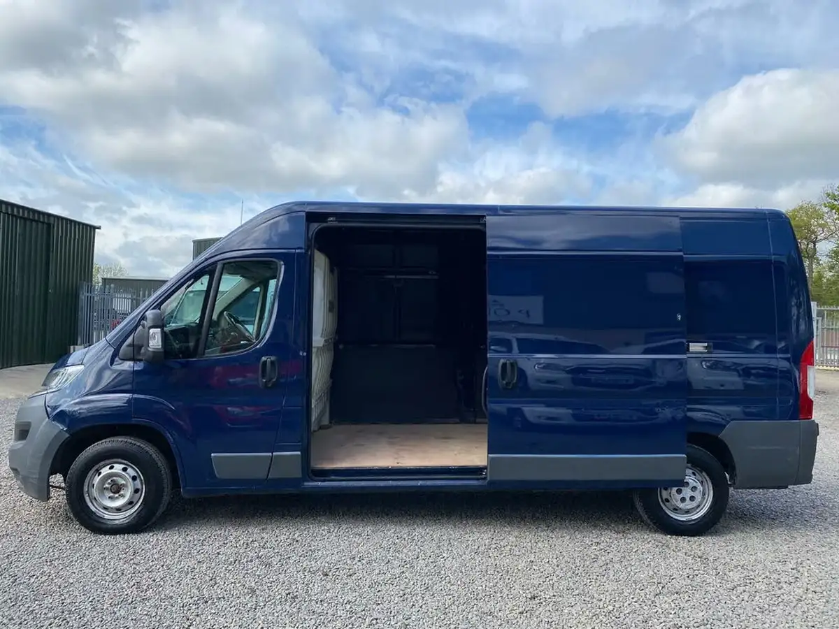2017-citroen-relay-20bluehdi-35-l3h2-enterprise-130eu6-big-54