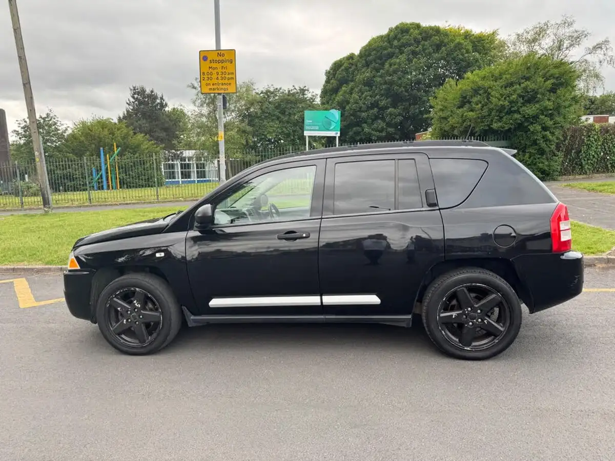 2009-jeep-compass-24-limited-big-10