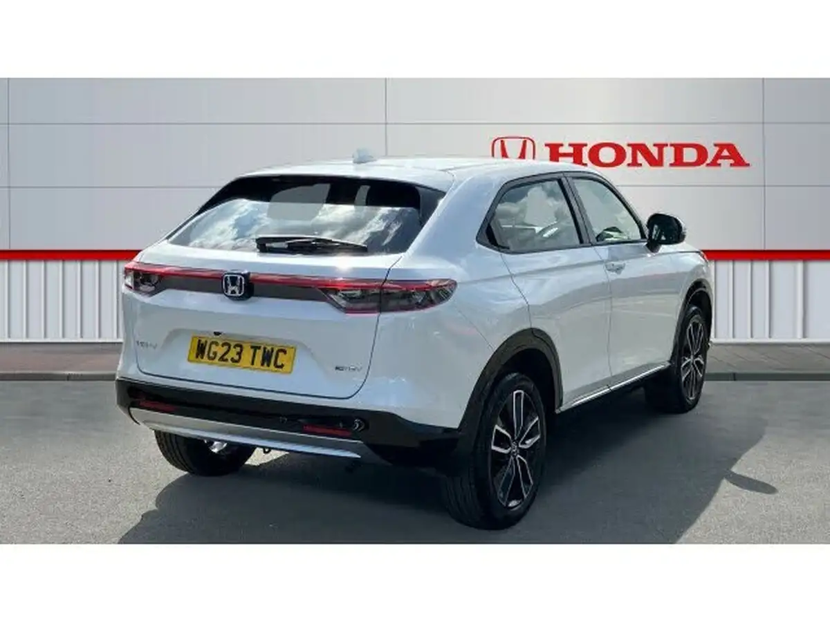 2023-honda-hr-v-15-i-mmd-advance-big-11