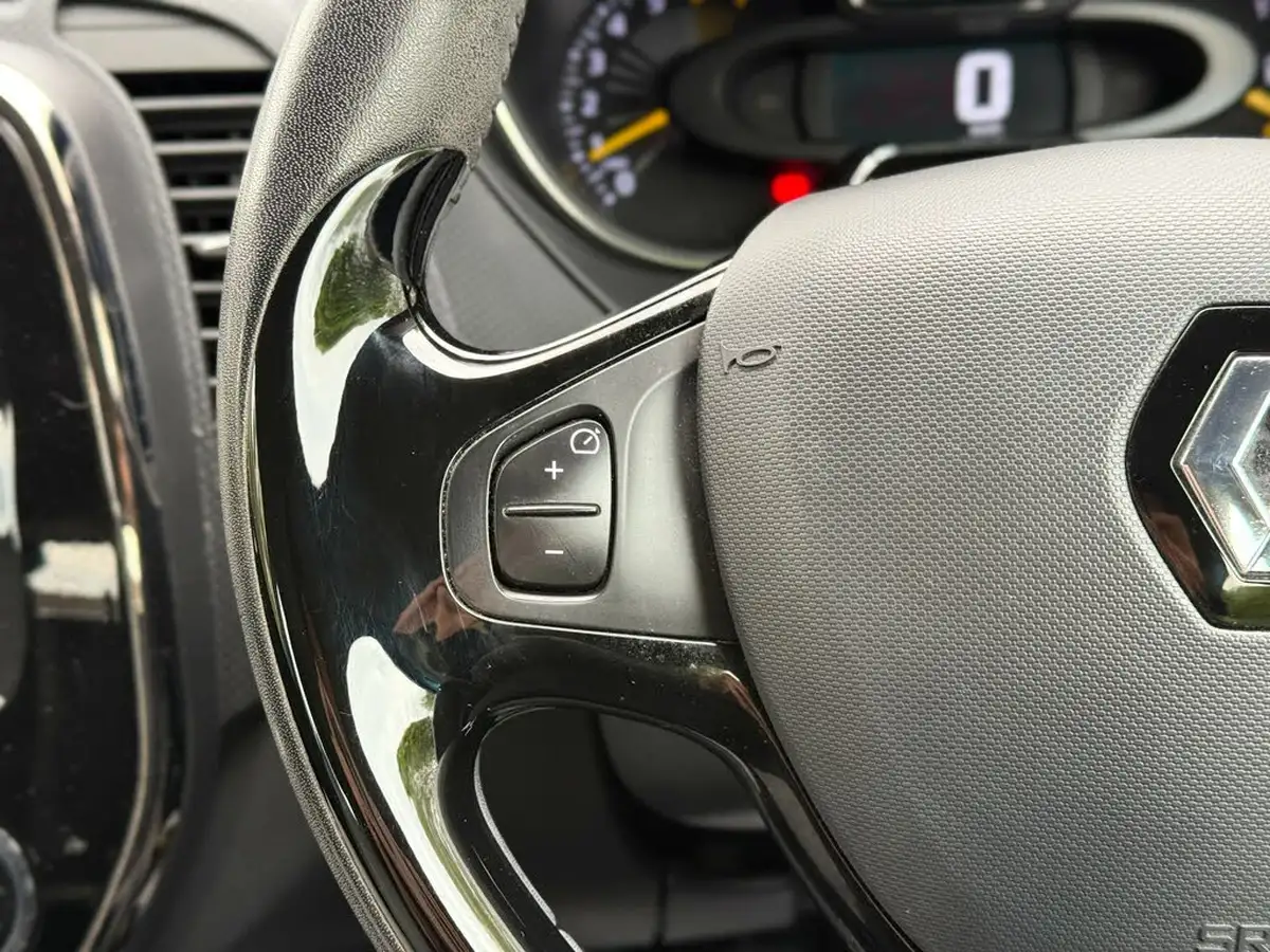 2014-renault-captur-09-dynamique-medianavss-big-21