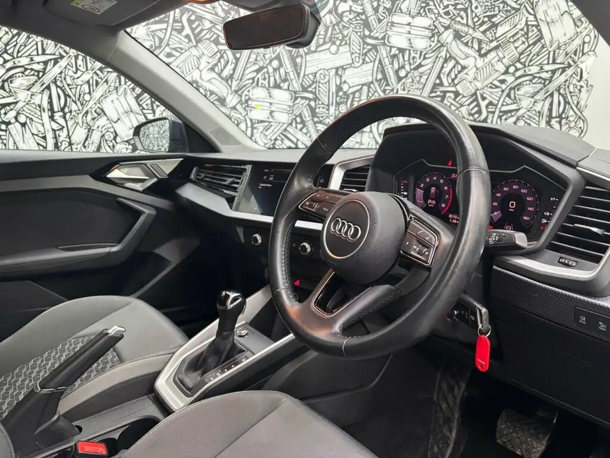 2019-audi-a1-10-30-tfsi-sport-big-24