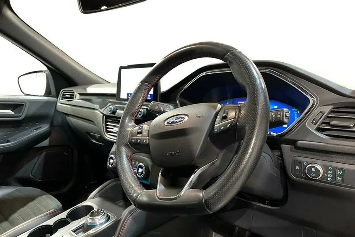 2020-ford-kuga-25t-st-line-big-8