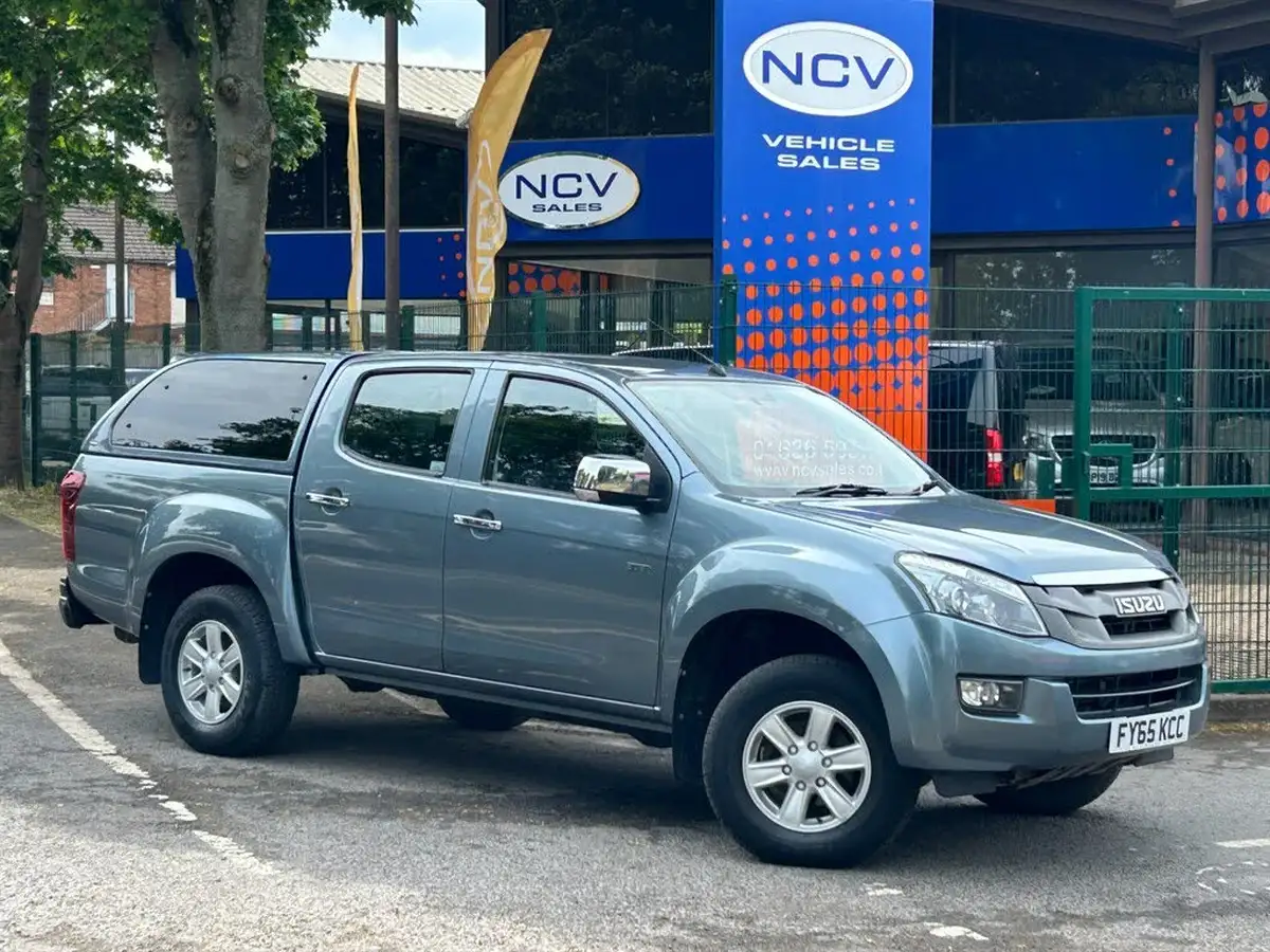 2015-isuzu-d-max-25td-eiger-big-0