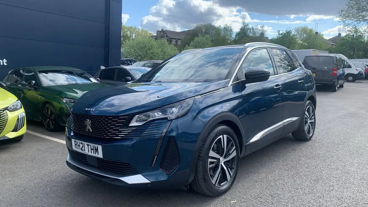 2022-peugeot-3008-suv-16-puretech-gt-premium-300bhp-4wd-hybrid4-e-eat8-big-6