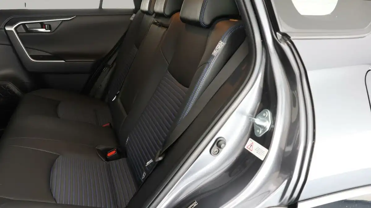 2021-toyota-rav4-25-vvt-i-dynamic-215bhp-big-15