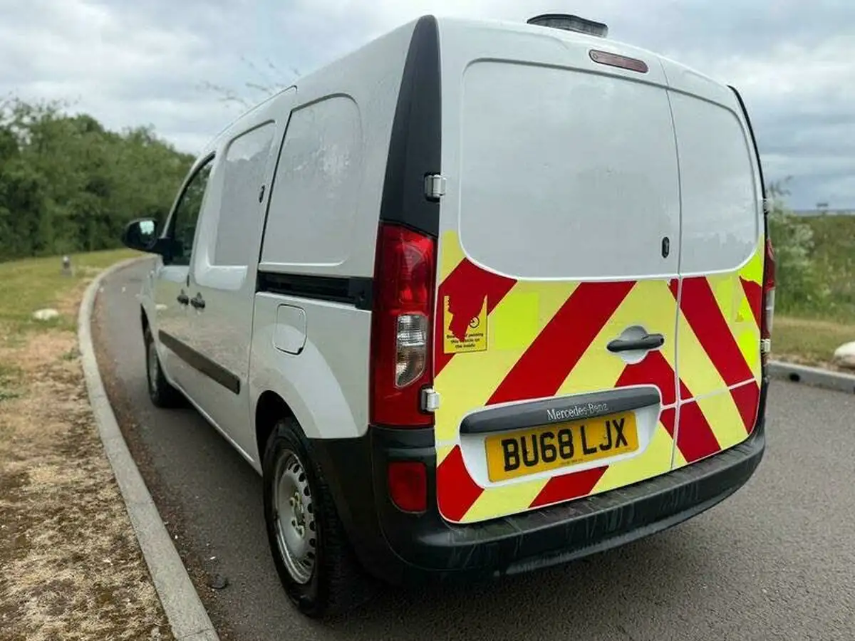 2018-mercedes-benz-citan-15-cdi-109-15-cdi-long-panel-van-big-16