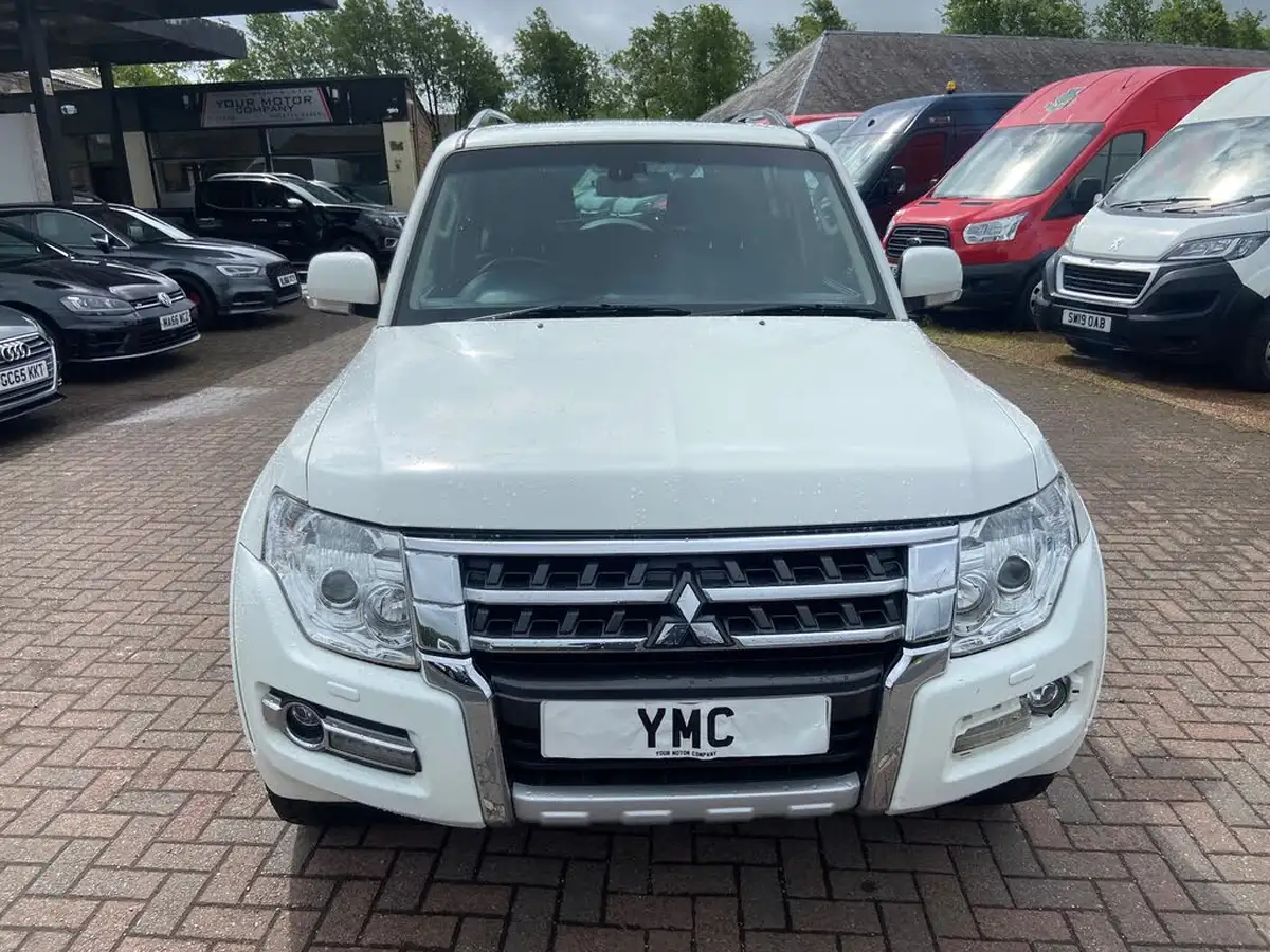 2016-mitsubishi-shogun-32td-sg4-187bhp-big-2