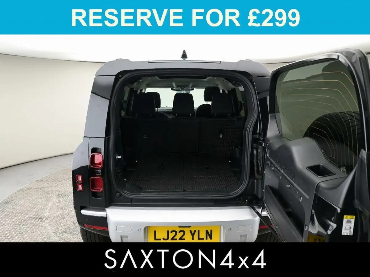 2022-land-rover-110-defender-30-p400-xs-edition-big-12
