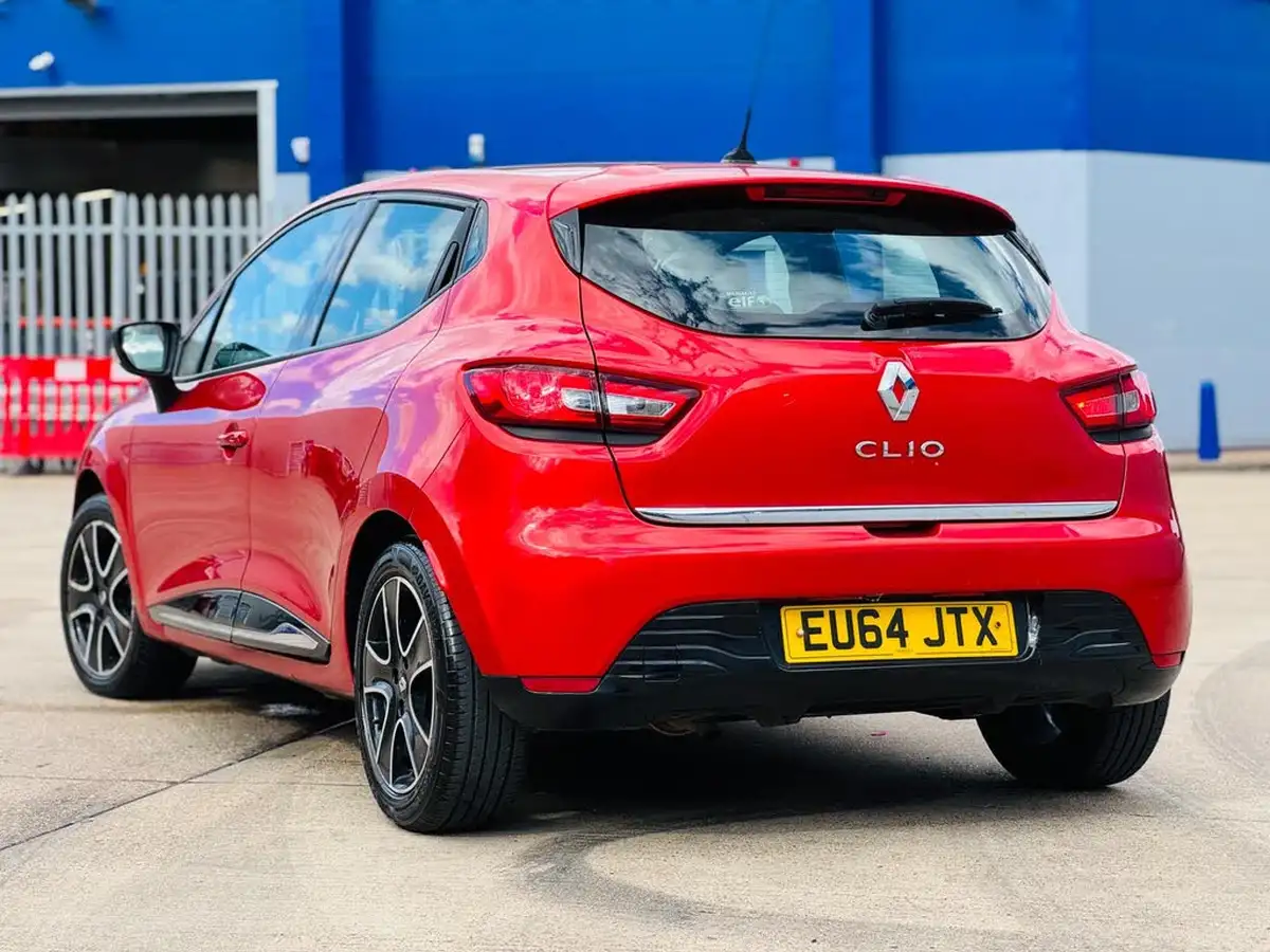 2014-renault-clio-12-dynamique-big-37