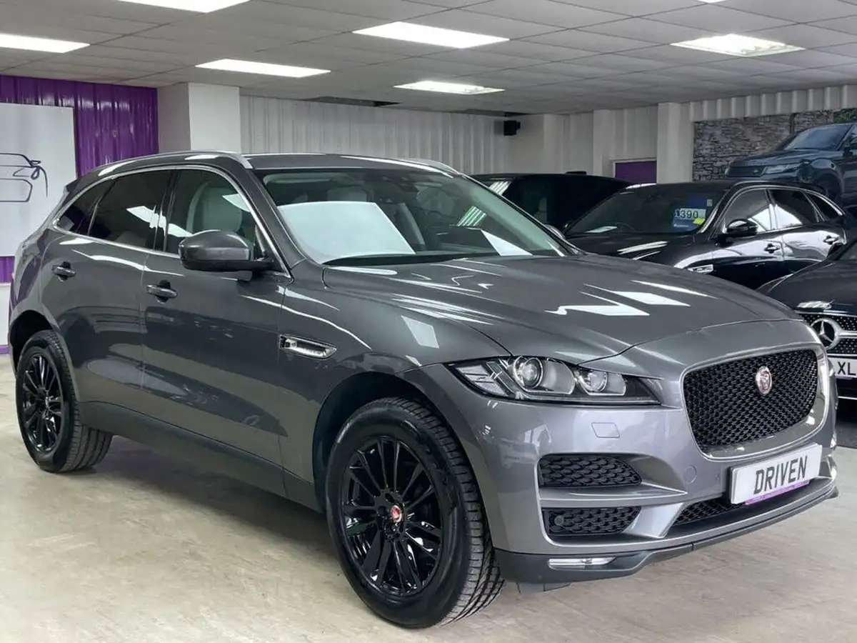 2017-jaguar-f-pace-20-i4d-portfolio-180ps-awd-auto-big-5