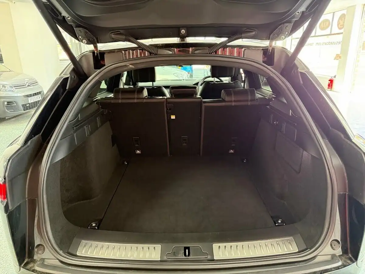 2018-land-rover-range-rover-velar-30-d300-r-dynamic-s-ss-big-11