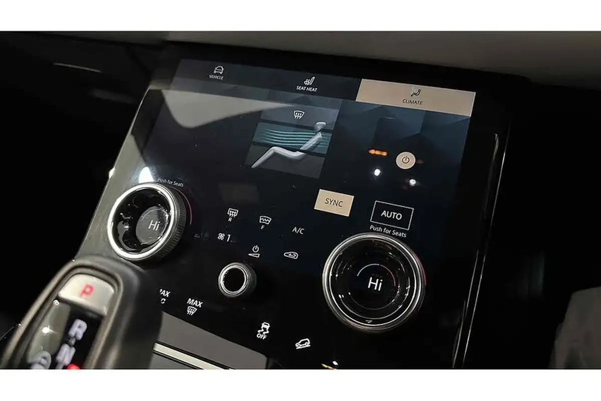 2021-land-rover-range-rover-evoque-15-p300e-r-dynamic-hse-big-55