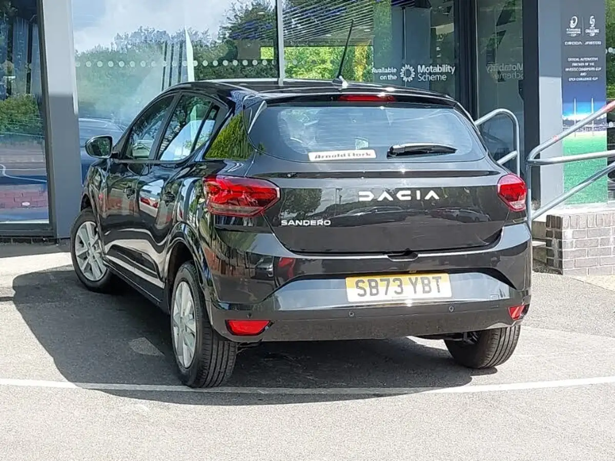 2023-dacia-sandero-10-tce-expression-90bhp-big-1