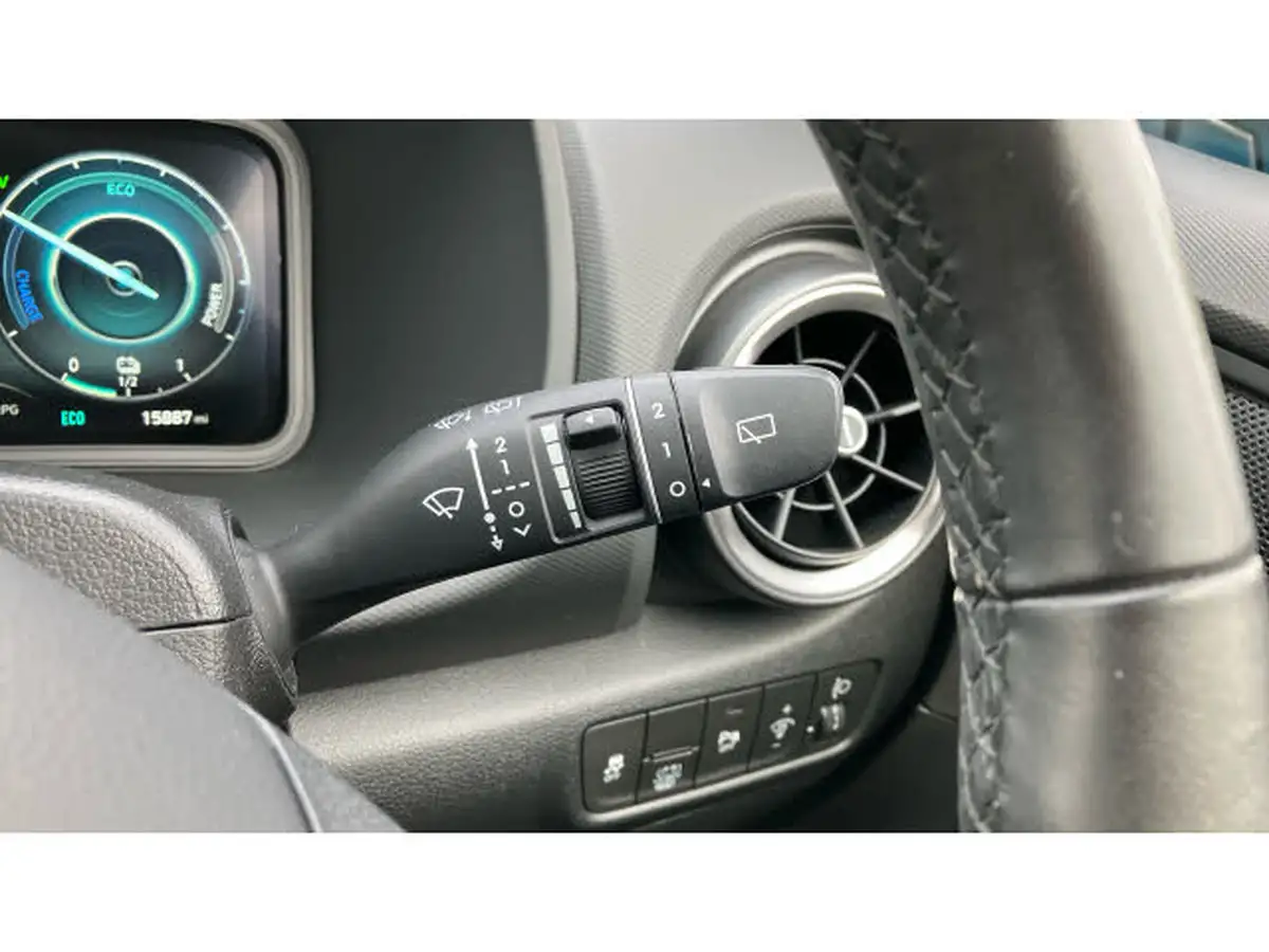 2022-hyundai-kona-16-gdi-se-connect-big-36