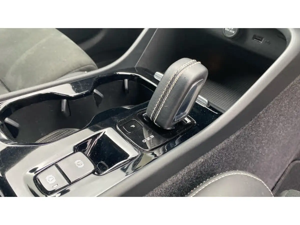 2022-volvo-xc40-15-t5-r-design-pro-big-13