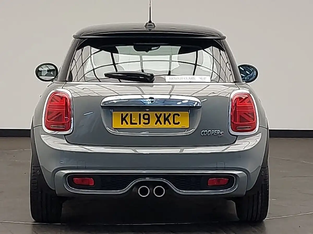 2019-mini-cooper-20-cooper-s-exclusive-189bhp-hatchback-3d-auto-big-14