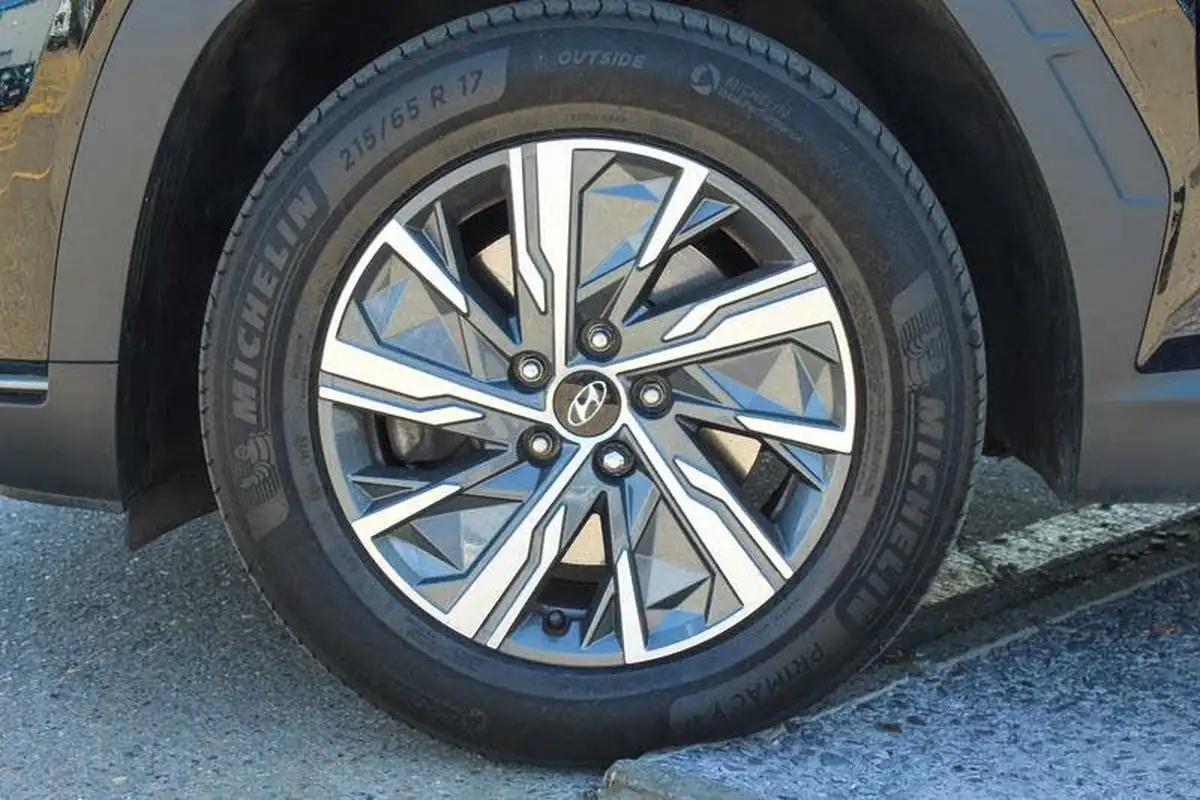2022-hyundai-tucson-16-t-gdi-se-connect-150ps-big-15