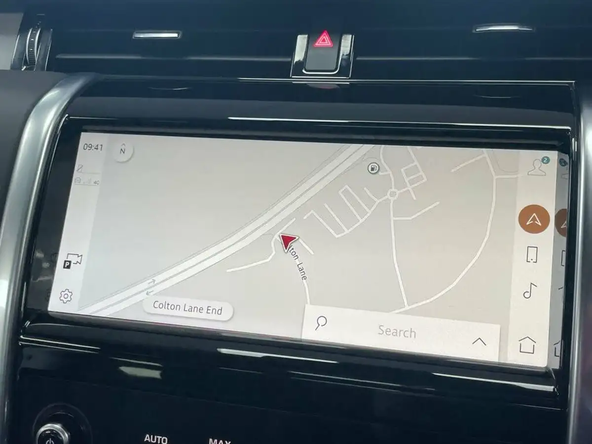 2021-land-rover-discovery-sport-20-d200-r-dynamic-hse-big-42