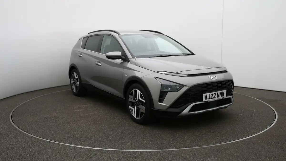 2022-hyundai-bayon-10-t-gdi-premium-120ps-big-44