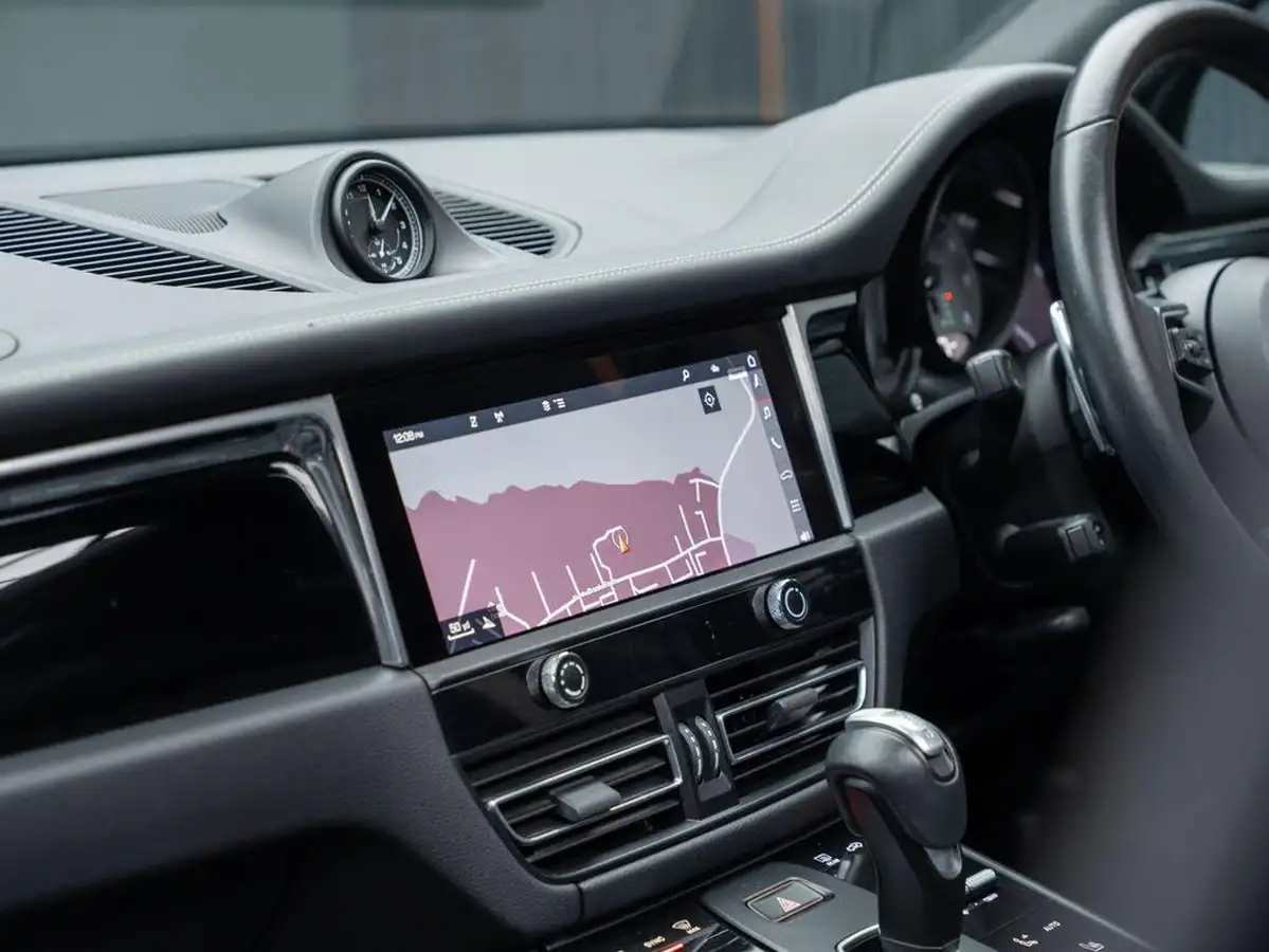 2022-porsche-macan-29-v6-s-big-43