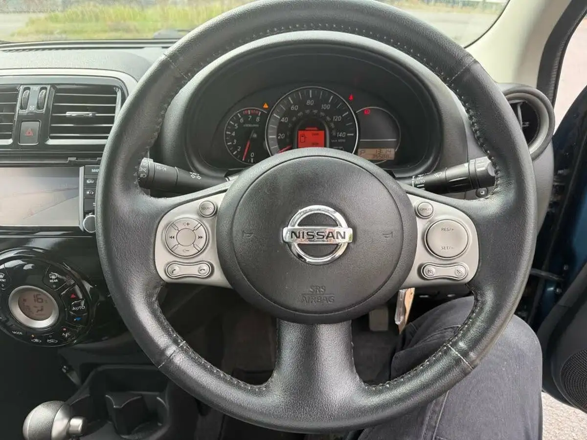 2014-nissan-micra-12-acenta-80ps-cvt-big-24
