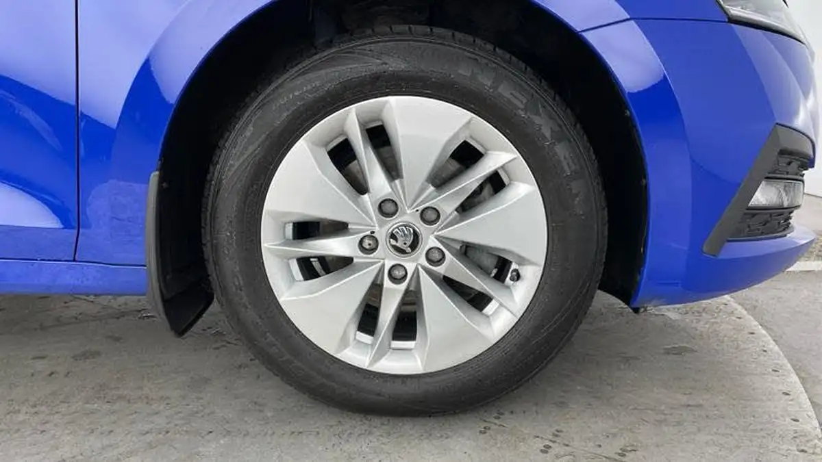 2022-skoda-octavia-10-tsi-e-tec-se-estate-big-4