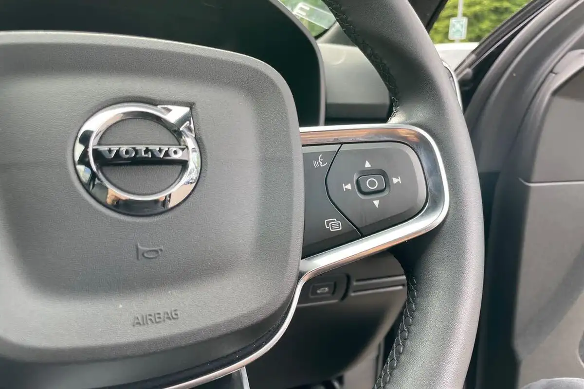 2022-volvo-xc40-e-recharge-plus-228bhp-big-35