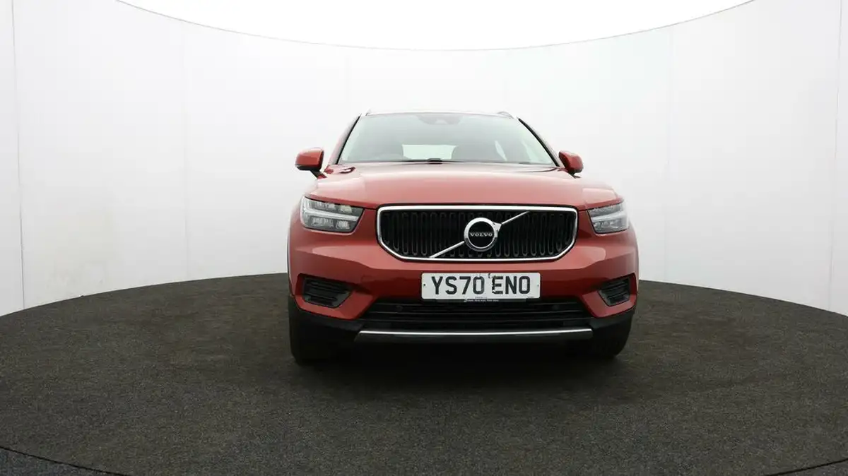 2020-volvo-xc40-20td-d3-momentum-geartronic-big-52