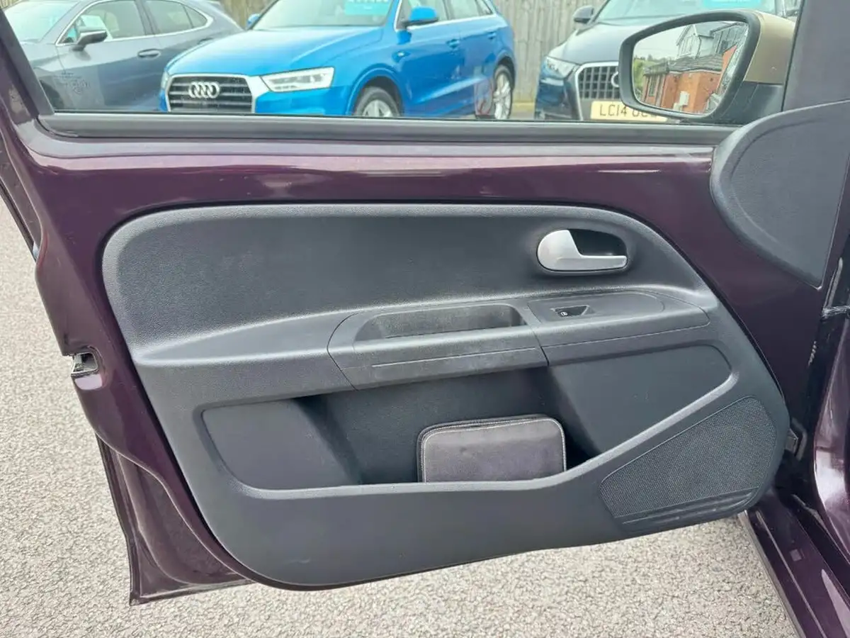2018-seat-mii-10-mii-by-cosmopolitan-5d-big-31