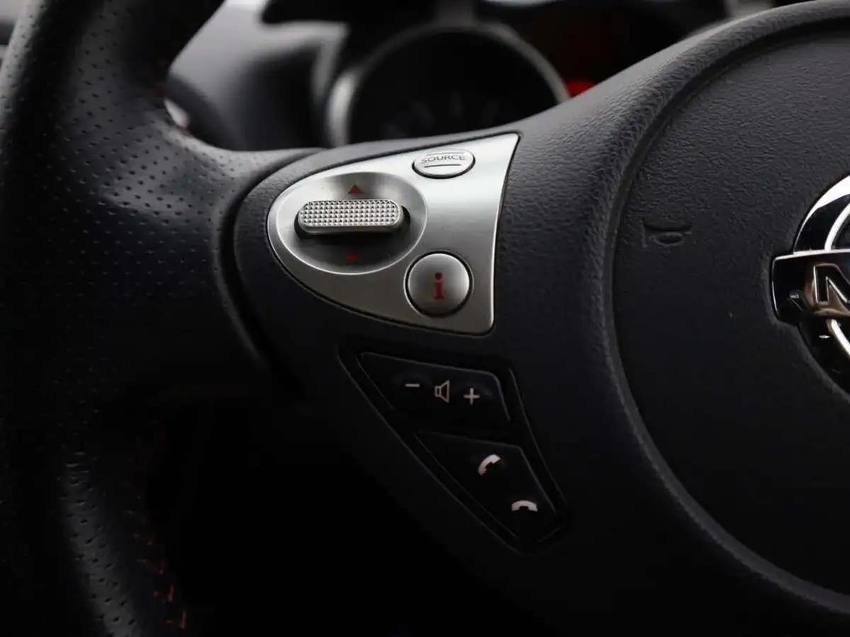 2017-nissan-juke-16-tekna-117ps-1598cc-xtronic-cvt-big-29