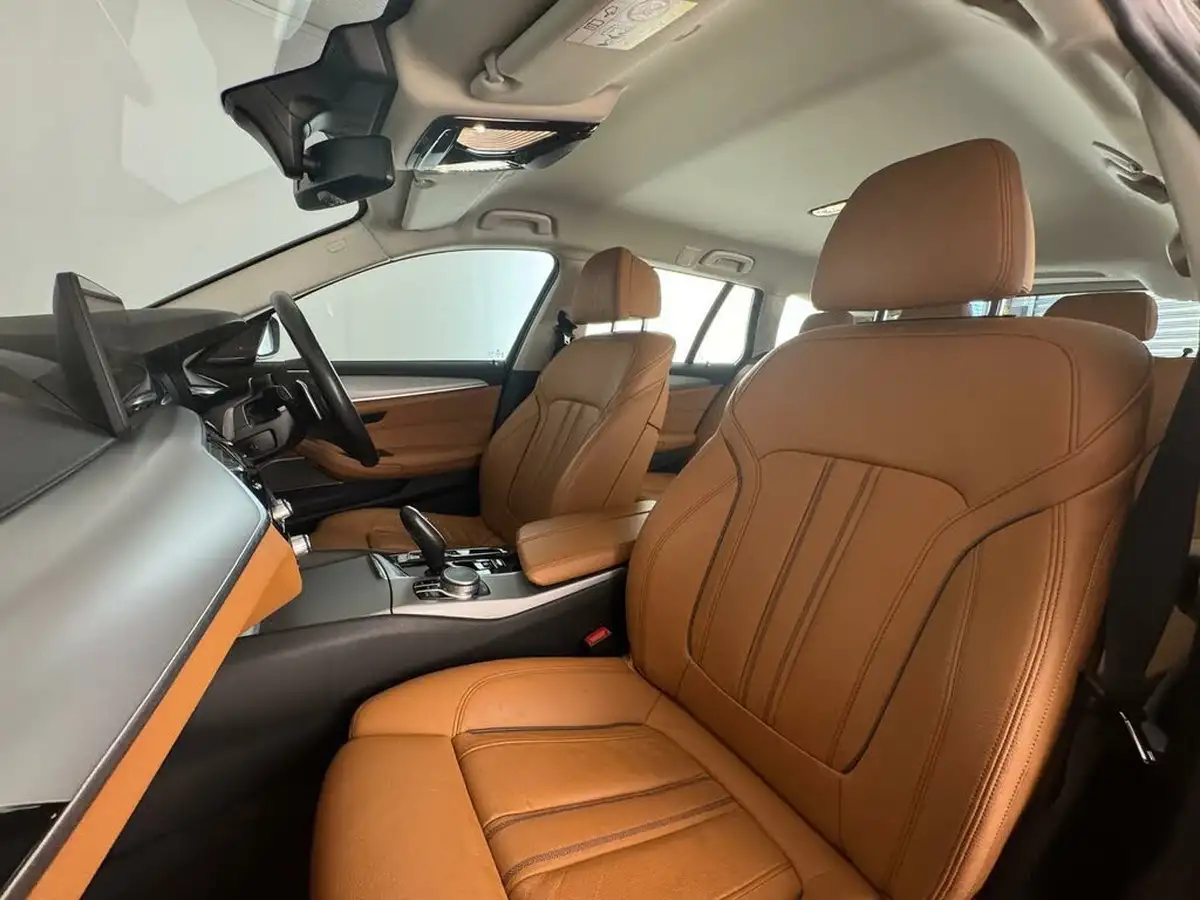2021-bmw-5-series-20-530e-se-touring-5d-big-45