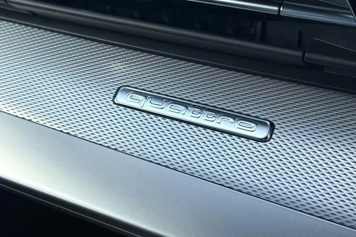 2023-audi-s3-20-tfsi-black-edition-saloon-4d-big-59