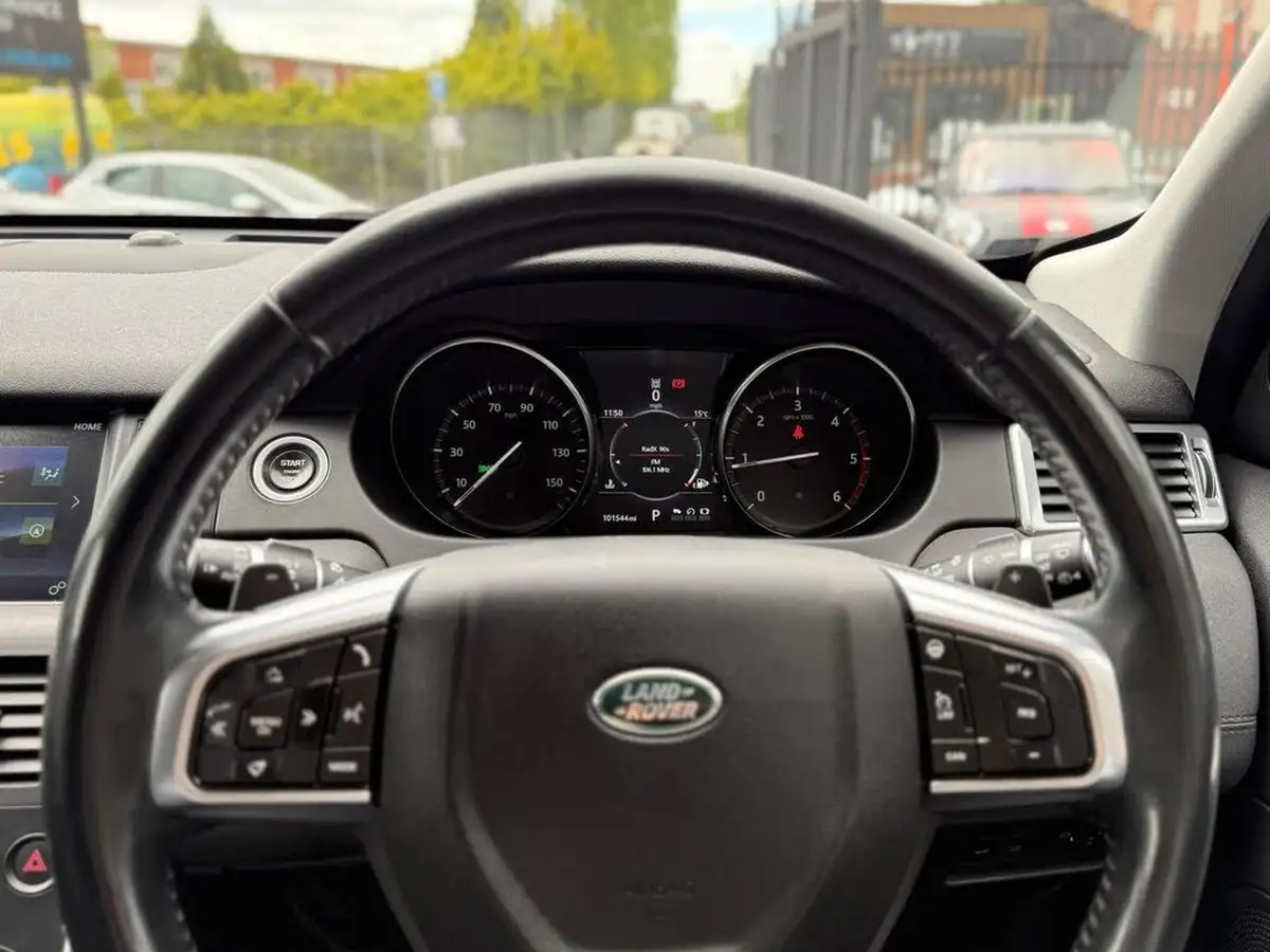 2017-land-rover-discovery-sport-20td4-se-tech-180ps-station-wagon-auto-big-18