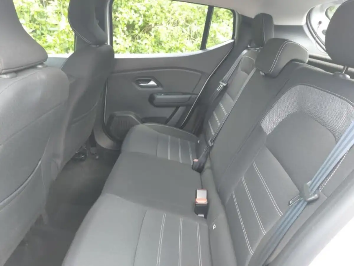 2022-dacia-sandero-10-tce-comfort-90bhp-big-5