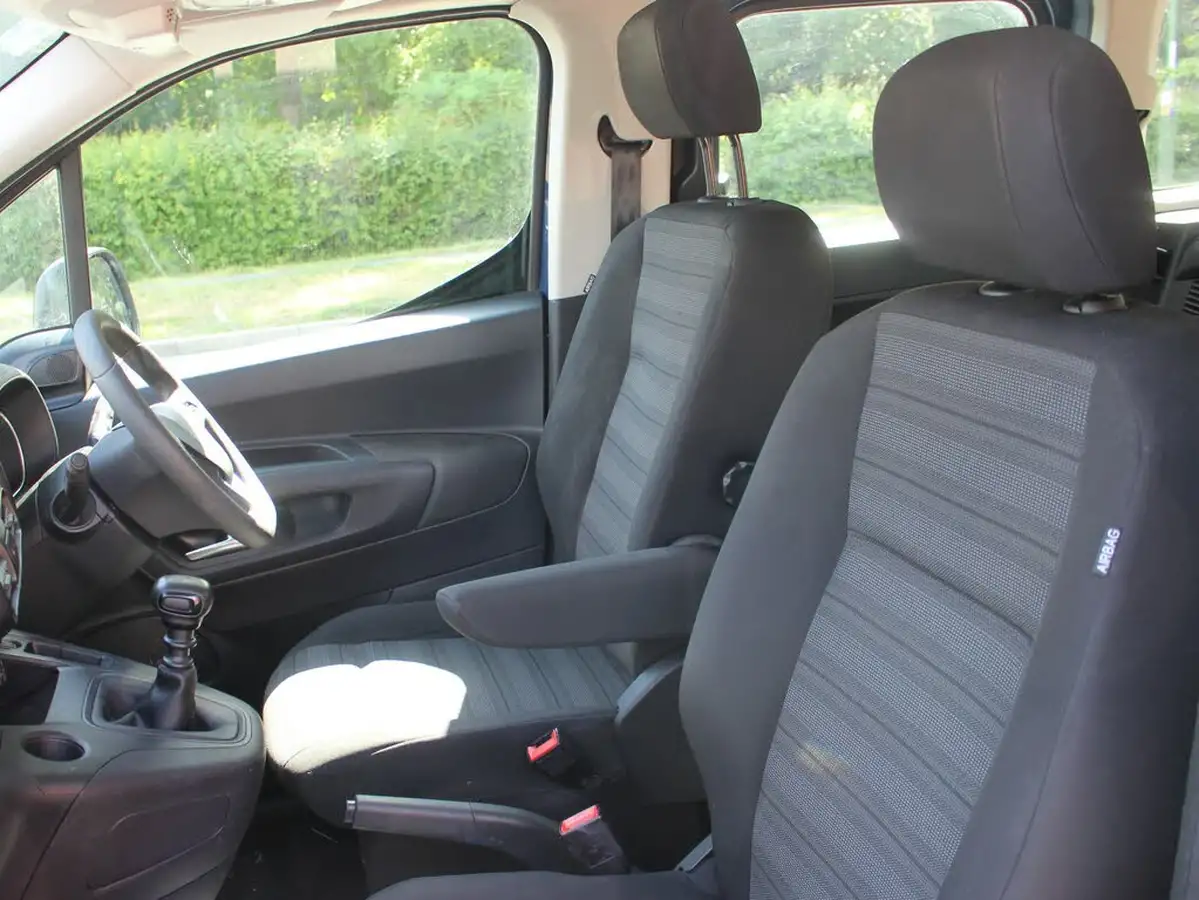 2021-vauxhall-combo-life-12i-edition-big-32