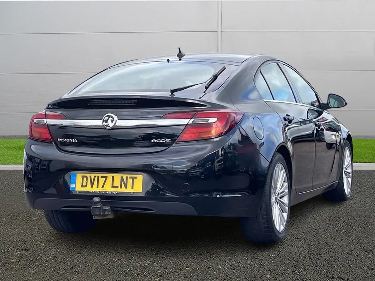 2017-vauxhall-insignia-16cdti-design-nav-ecoflex-ss-big-6
