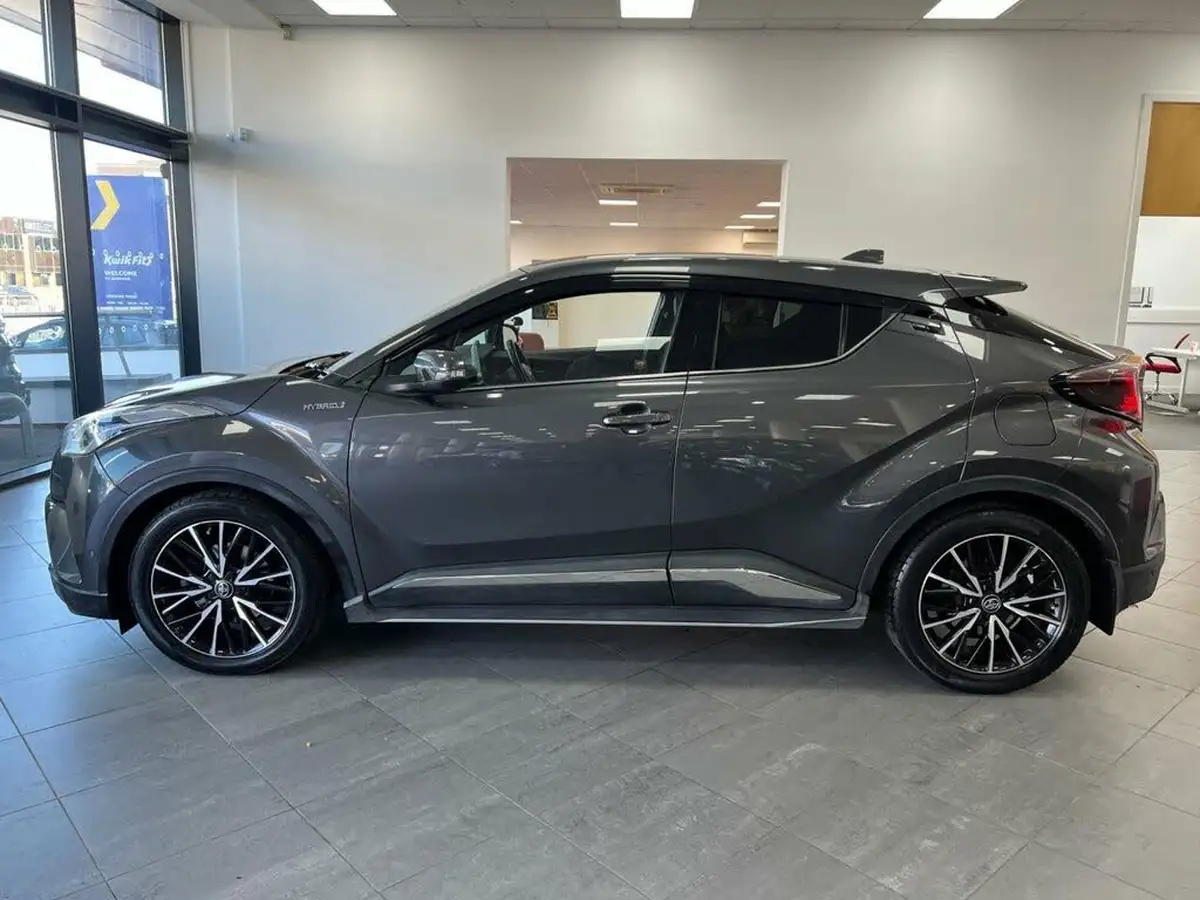 2018-toyota-c-hr-18-vvt-i-excel-foc-sport-pack-big-3