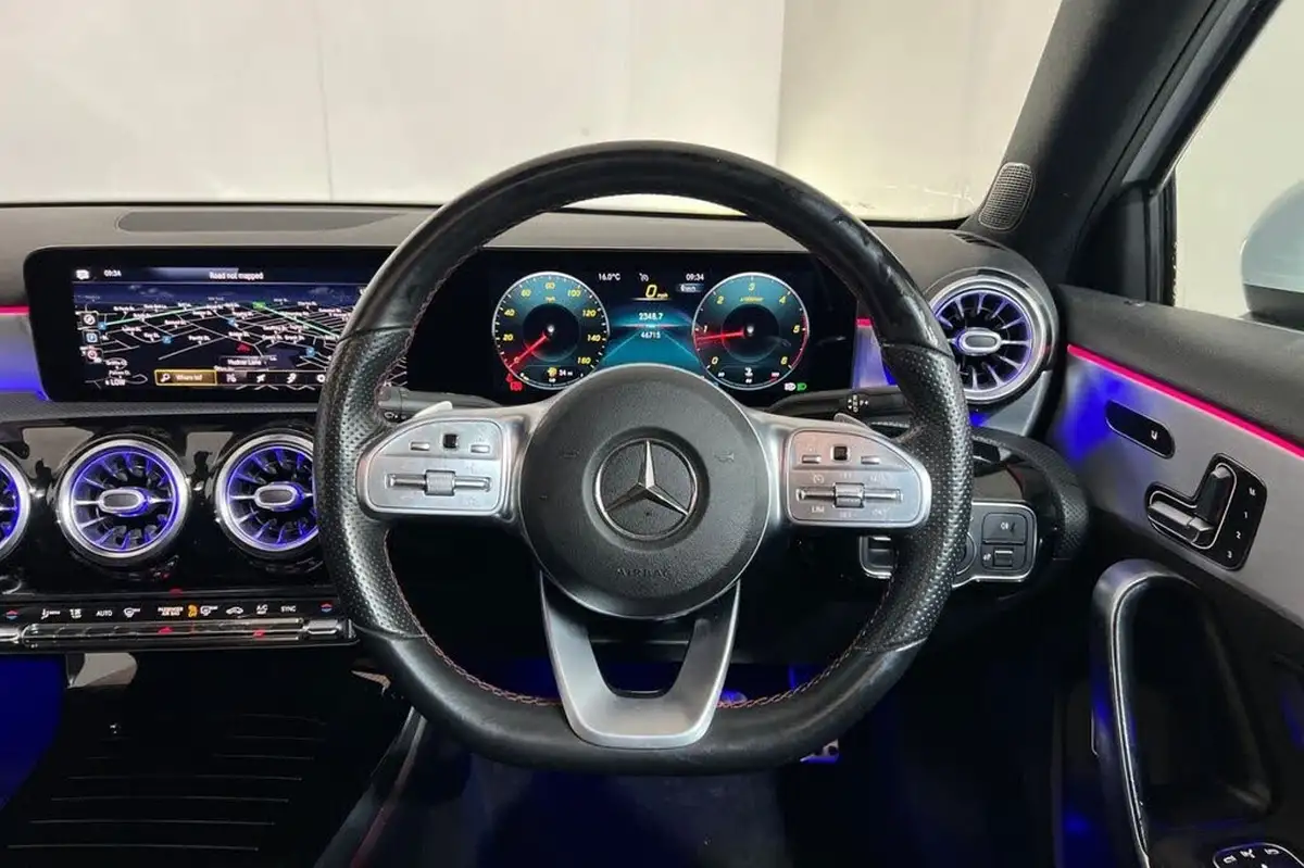 2021-mercedes-benz-a-class-20d-a220d-amg-line-premium-plus-driving-assistance-saloon-4d-big-14