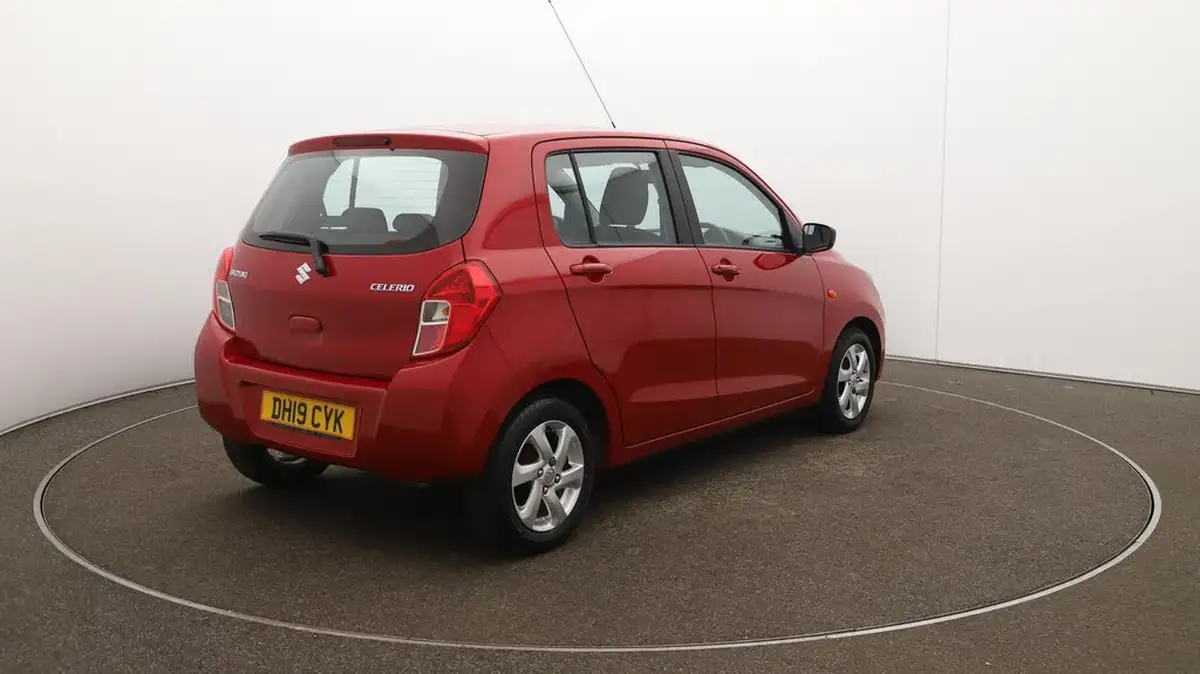 2019-suzuki-celerio-10-sz3-dualjet-big-49