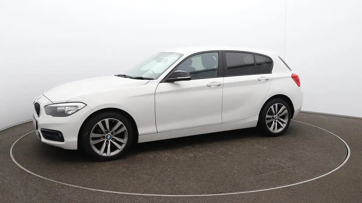 2018-bmw-1-series-15-118i-se-5d-big-65