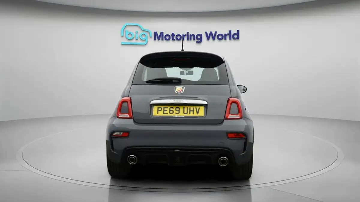 2019-abarth-595-14-tjet-big-5
