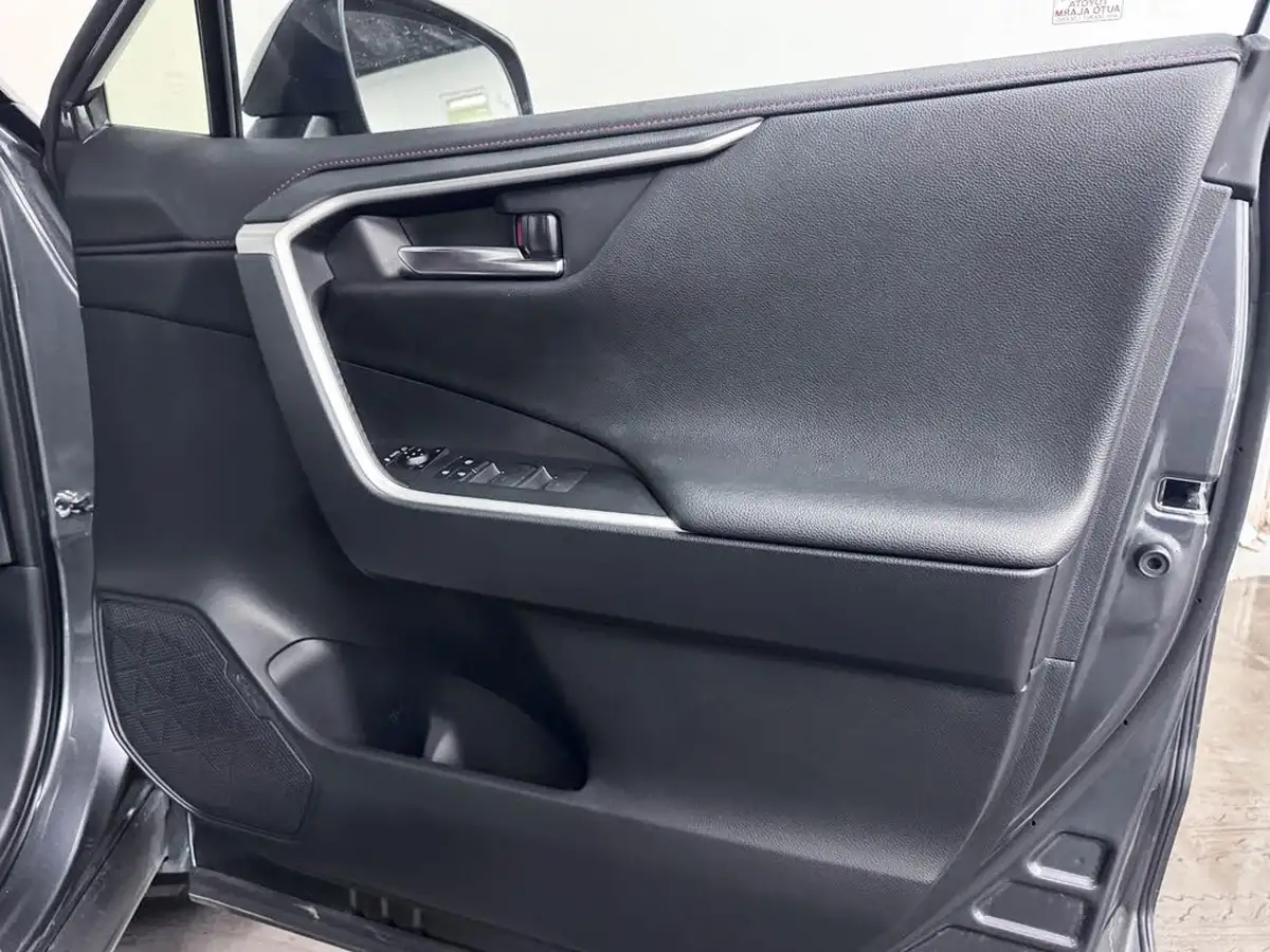 2023-toyota-rav4-25-vvt-i-dynamic-302bhp-plug-in-big-21