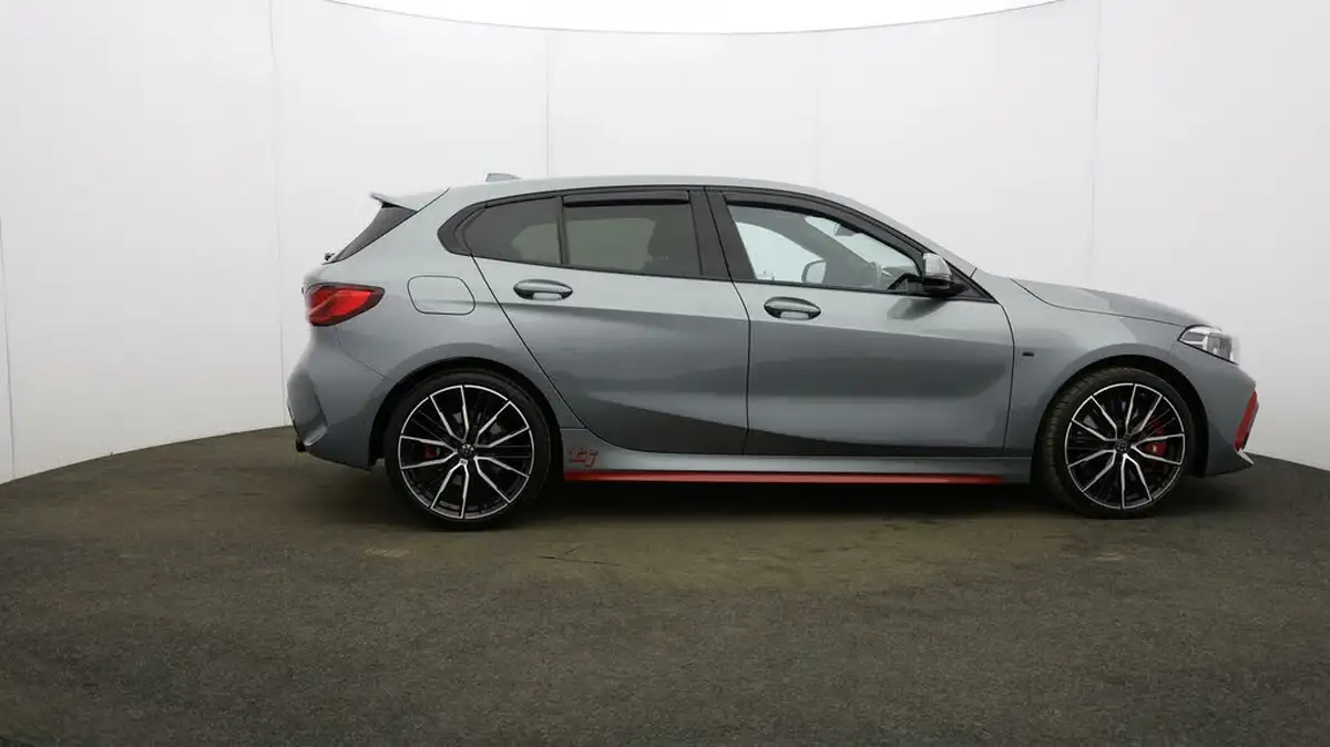 2023-bmw-1-series-20-128ti-lcp-big-51