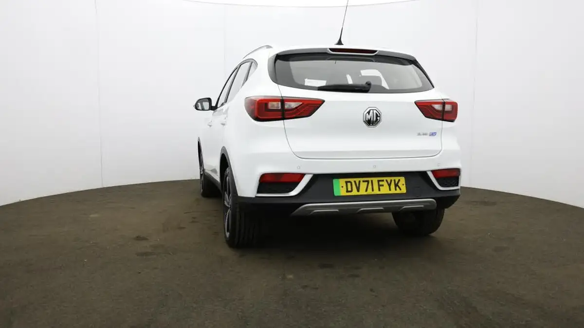 2021-mg-zs-suv-e-exclusive-ev-big-56