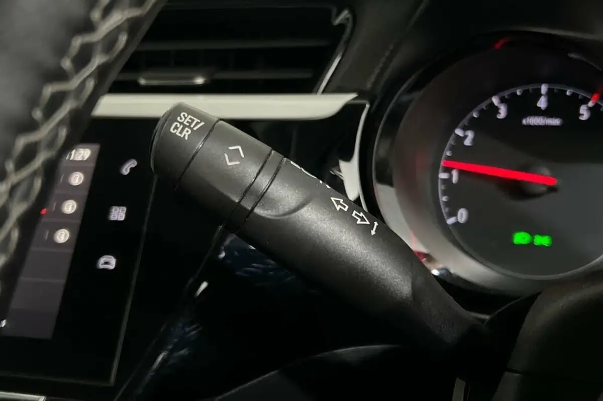 2021-vauxhall-corsa-12-turbo-griffin-edition-big-26