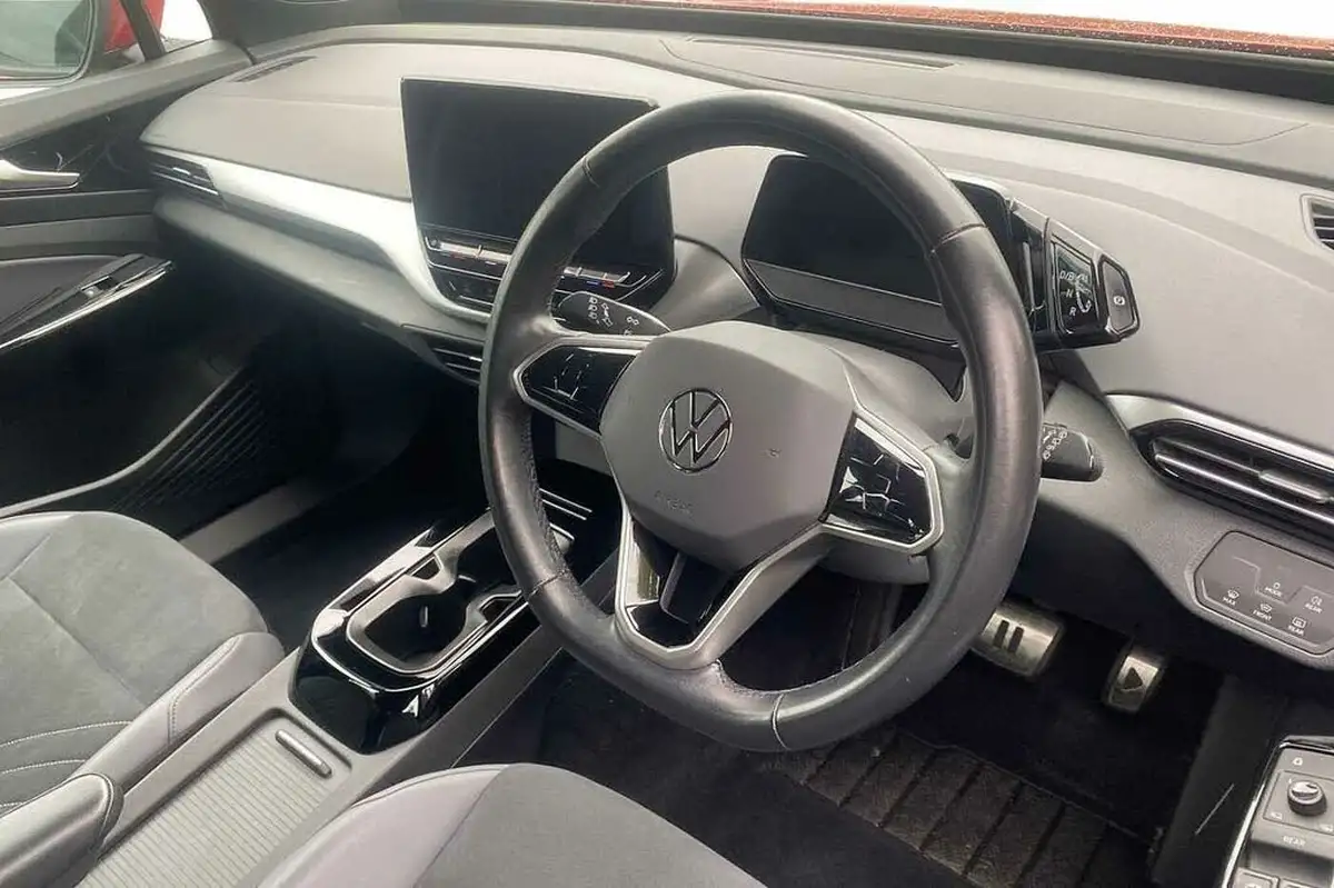 2022-volkswagen-id4-e-life-148ps-52kwh-pure-performance-big-5