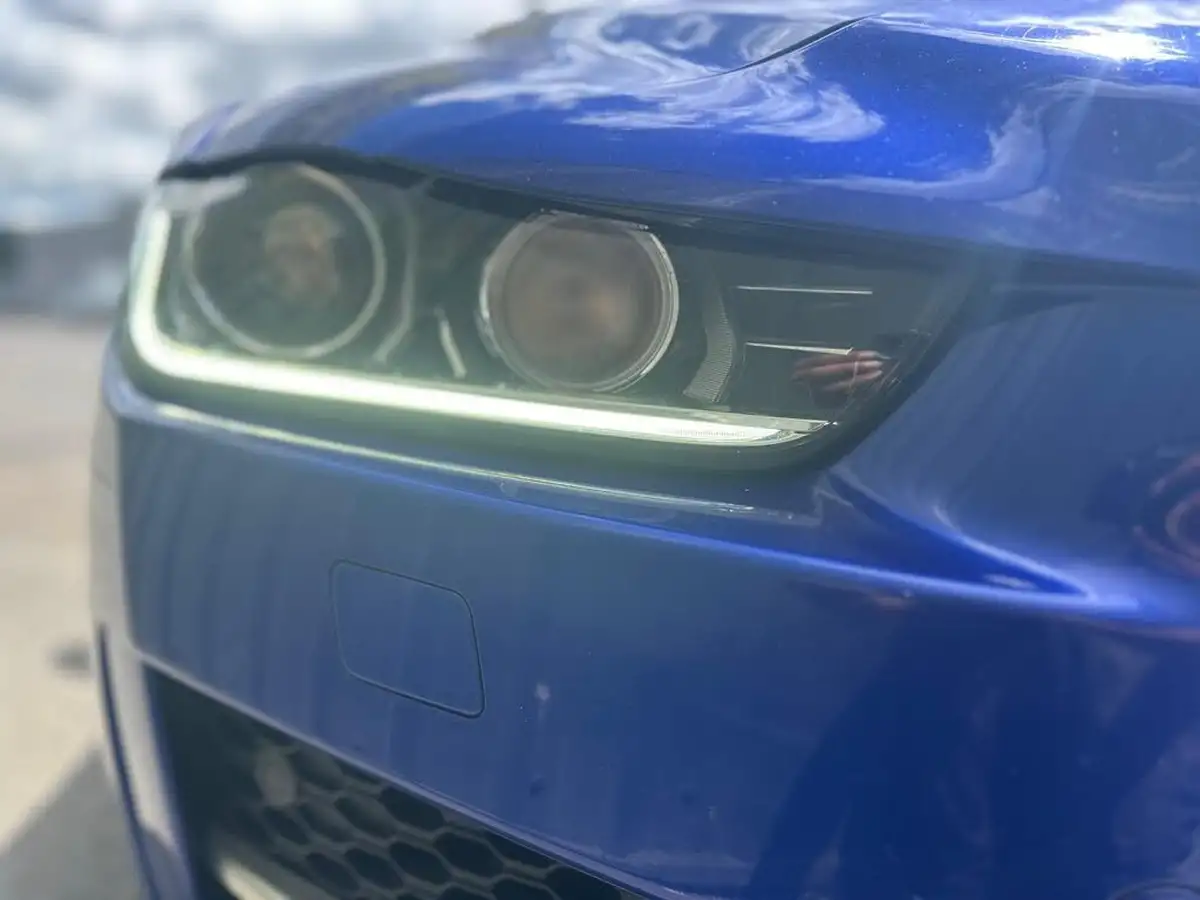 2017-jaguar-xe-20d-r-sport-180ps-1999cc-auto-big-11